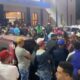 Jarabacoa protesta en defensa de campesinos detenidos por denuncia de tala de Árboles y apropiación ilegal de terrenos del Estado