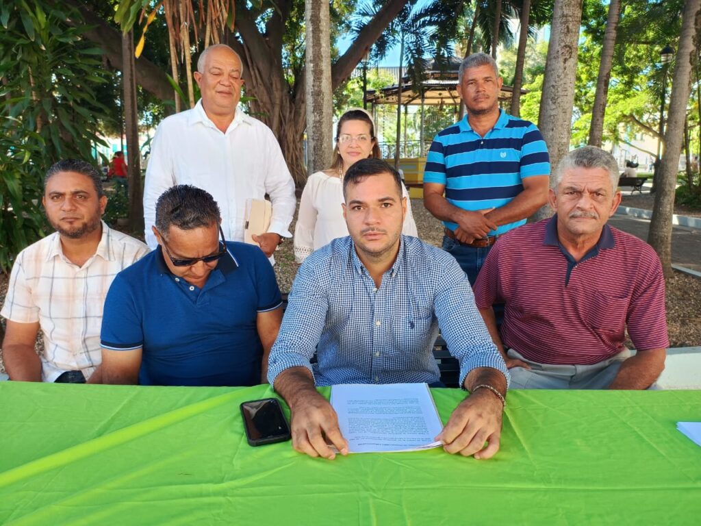 Productores de leche y carne a la quiebra, crisis provocará su desaparición.