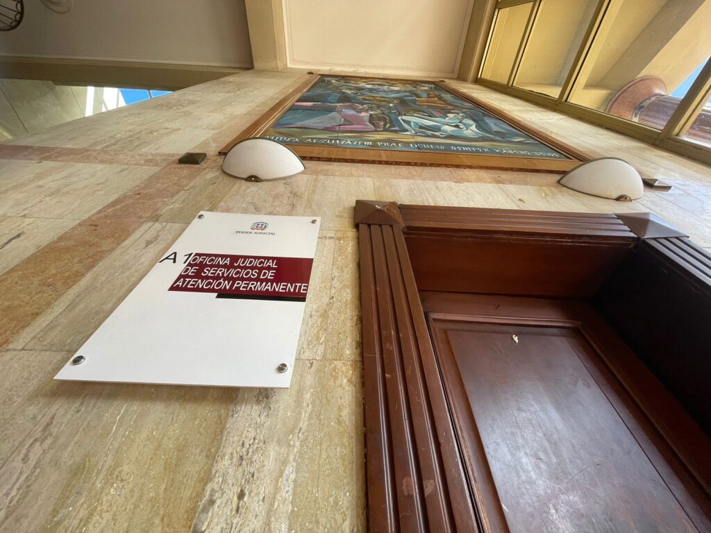 Solicitan medidas de coerción contra hombre dio brutal golpiza a su pareja sentimental en Santiago