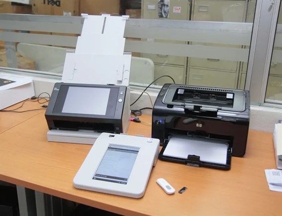 PLD dice hackeó fácilmente las impresoras de la JCE