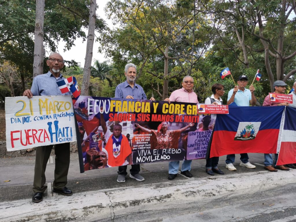 Realizan piquete a la ONU por la no intervención en Haiti