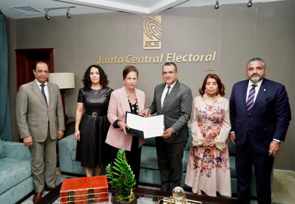 Oposición se unifica y exige a JCE garantías electorales de cara a elecciones de mayo