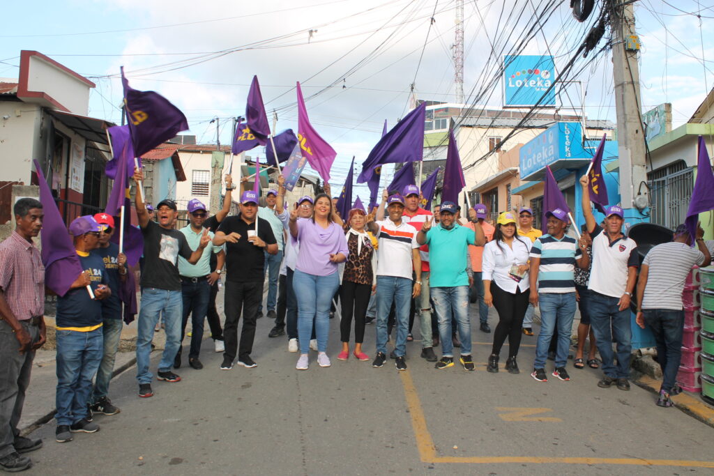 Elizabeth Rosa: El PLD es el único partido que gobierna a favor del pueblo y la gente