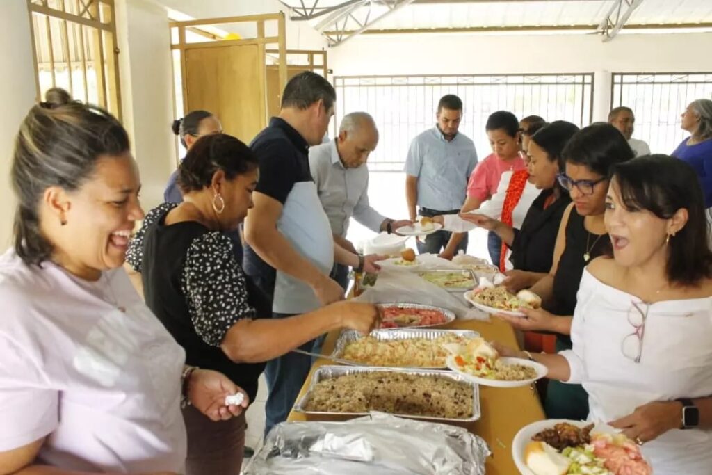 UASD Recinto Santiago celebra el Día de la Secretaría y Servidores Administrativos