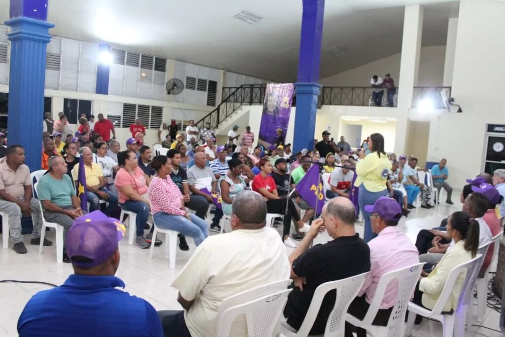 Elizabeth Rosa se compromete a Trabajar por un Futuro Mejor
