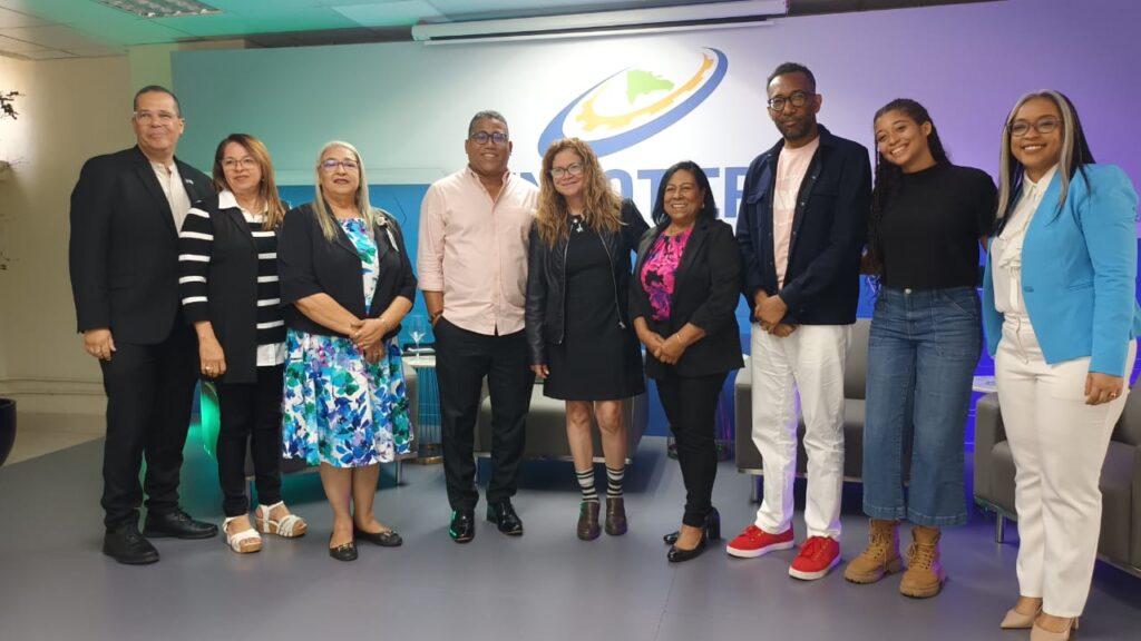 ALS agradece a INFOTEP invitación a Cineforum