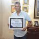 Locutor Frank Burgos, voz oficial de la Z 101, reconocido en Premios Oriente