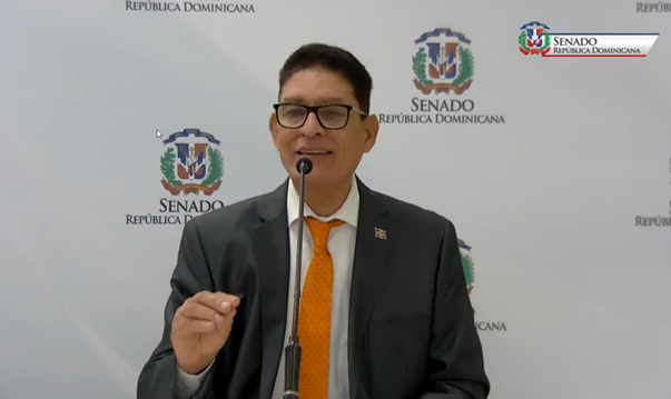 Freddy Ángel Castro propone transformar el Registro Civil para prevenir ilícitos y modernizar el padrón electoral.