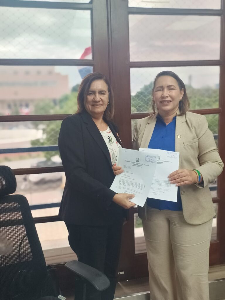 Diputada Llaniris Espinal solicita Unidad de Atención Primaria y Farmacia del Pueblo para La Herradura, Santiago.