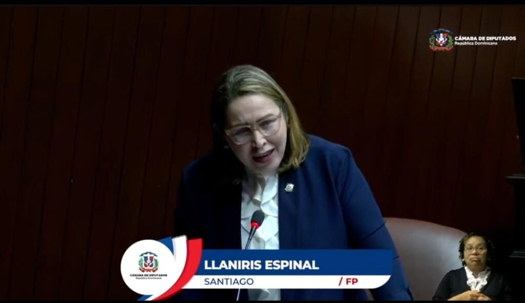 Diputada Llaniris Espinal de la Fuerza del Pueblo impulsa en la Cámara de Diputados proyecto de Ley aprobado en el Senado.
