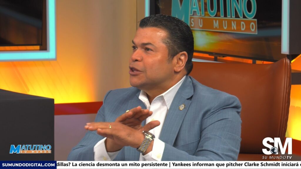 Tobías Crespo sobre el tránsito: «Los dominicanos están perdiendo la vida como si vivieran en una selva»