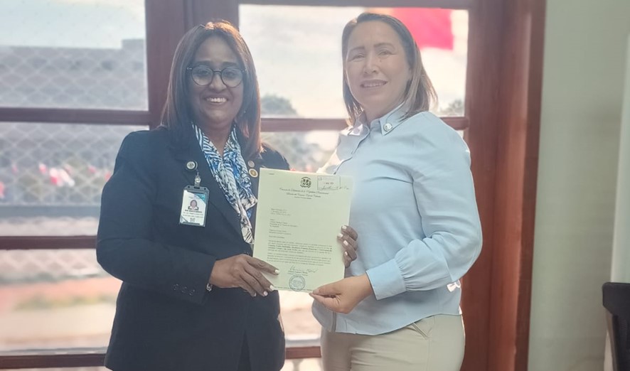 Diputada Llaniris Espinal somete proyecto de ley ciudades verdes, sostenibles y resilientes