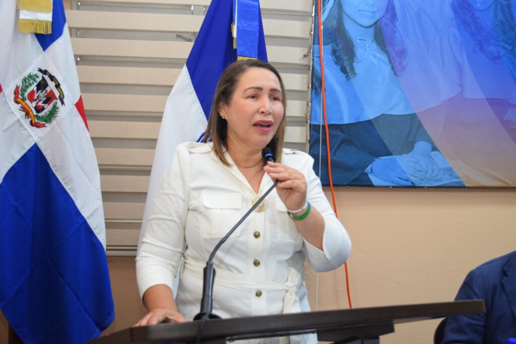 Llanris Espinal: “El Tribunal Constitucional debe ir preparado sentencia para anular la extralimitación del TSA sobre el Parque Nacional Jaragua”.