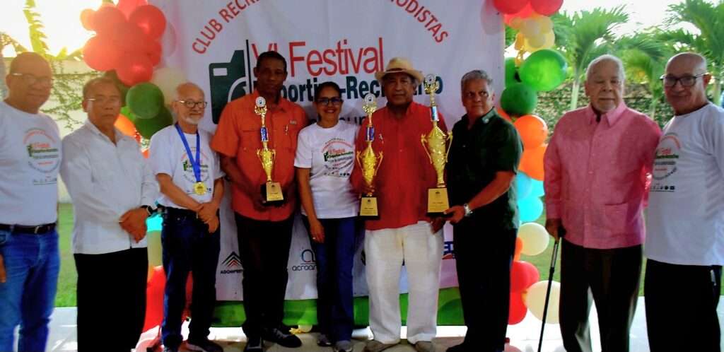 ALS gana copa MIDEREC Festival Deportivo-Recreativo de la Comunicación