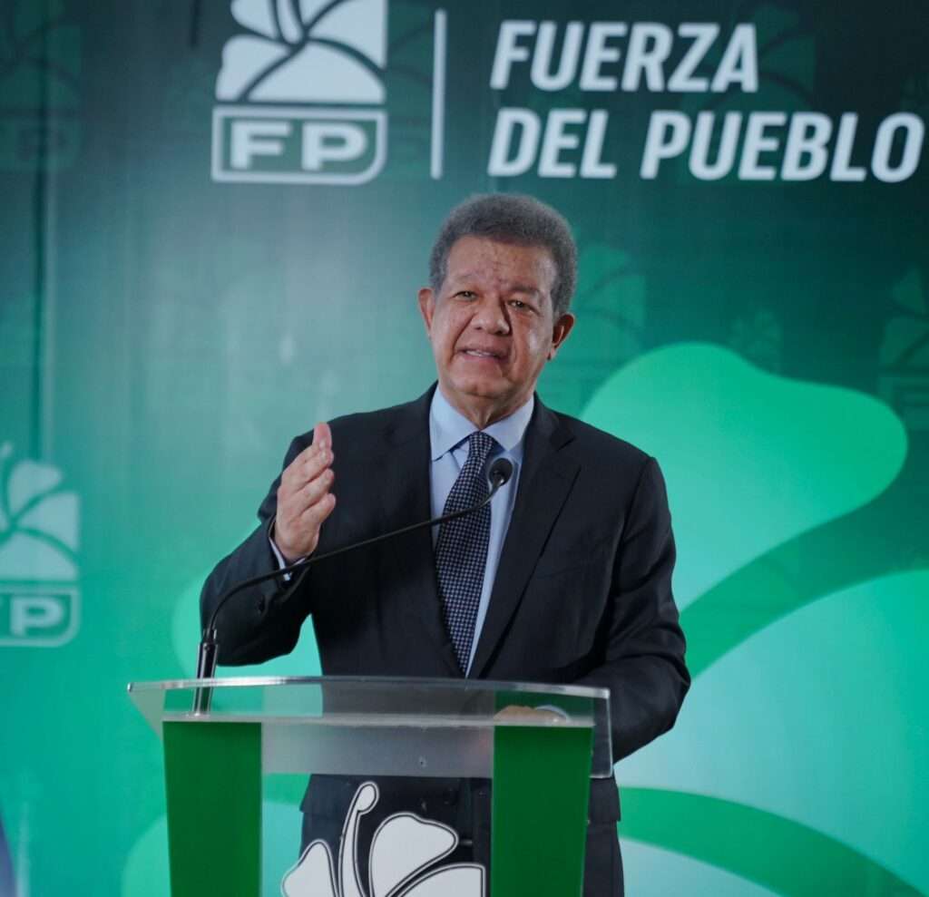 Leonel Fernández ejercerá su derecho al voto este domingo en la Escuela República de Colombia