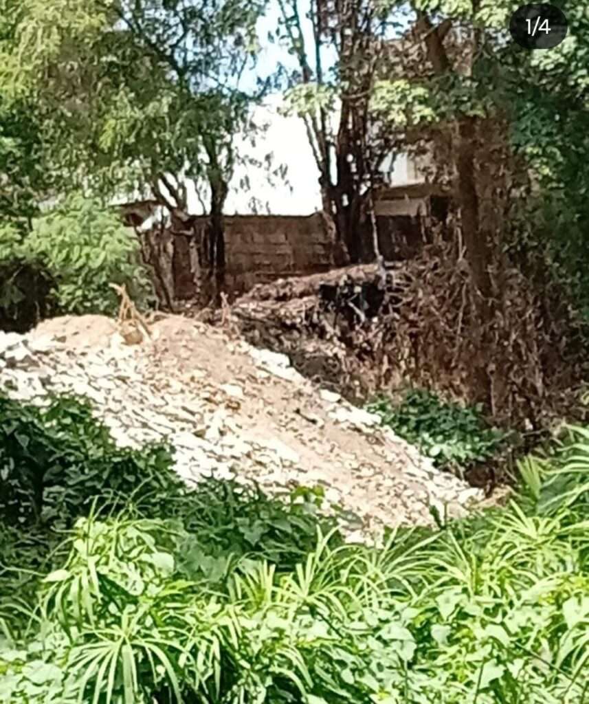 FUNDETROP denuncia crimen ambiental en el área proyegida, Refugio de Vida Silvestre Laguna Prieta, impunemente, rellenan una de las Lagunas.
