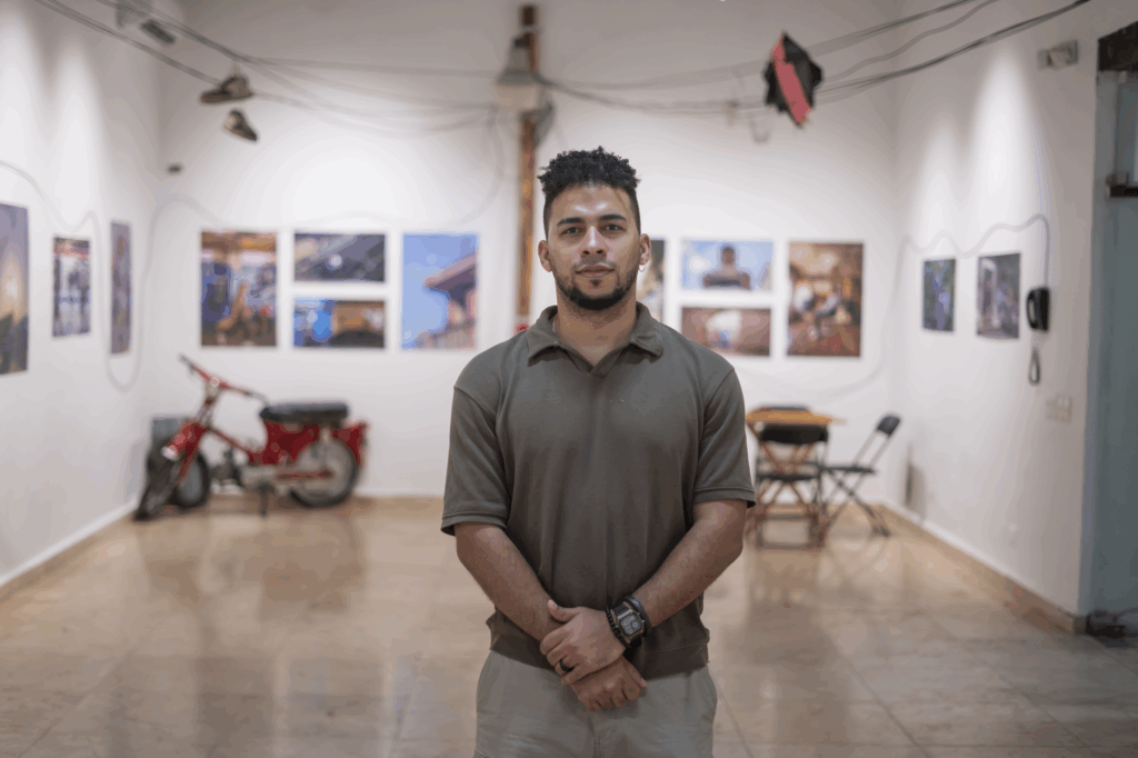 «Postales del más acá»: retratos a la esencia de la ciudad