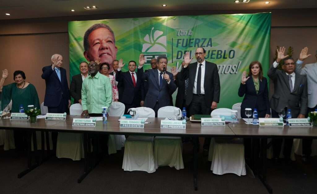 Fuerza del Pueblo juramenta su nueva Dirección Política y convoca marcha para el 30 de noviembre