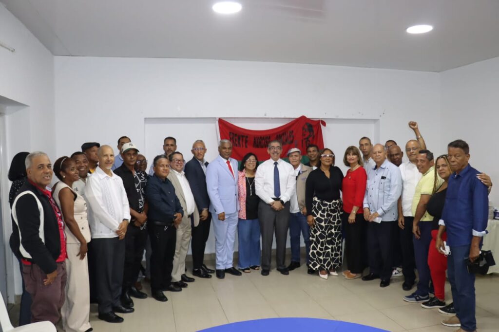 Corriente Narciso González realiza almuerzo con la participación del doctor Jorge Asjana David