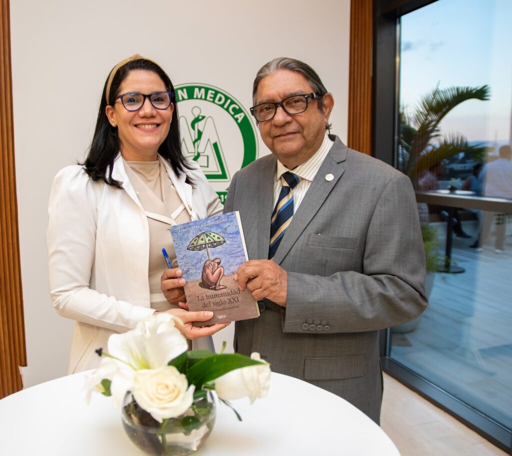El Dr. Frank Espino pone en circulación nuevo libro “La humanidad del siglo XXI. Crisis y Transformación”