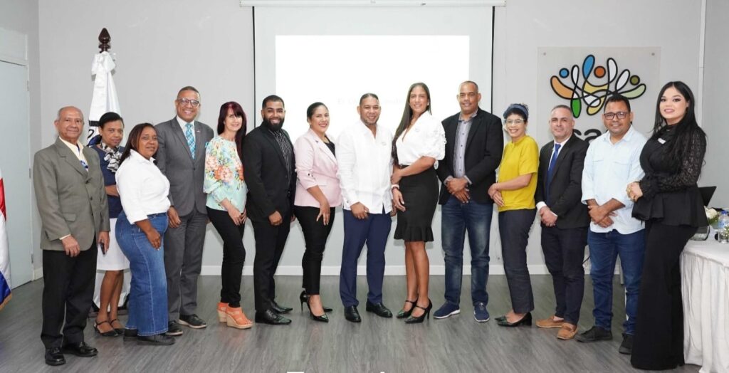 CAID Santiago realiza taller “El CAID y los Medios” para fortalecer vínculos con periodistas y comunicadores