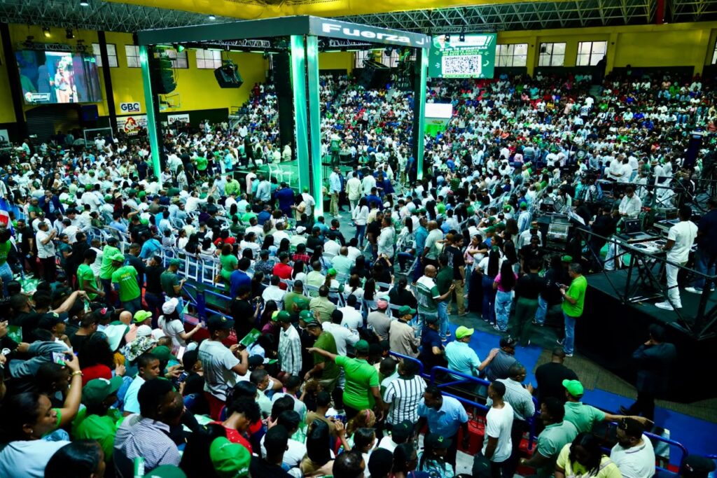 Fuerza del Puenblo presenta la estructura nacional de juventud, Club San Carlos se desborda.