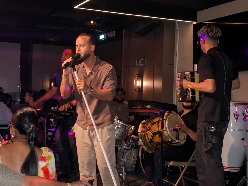 Talento que inspira, música que permanece.